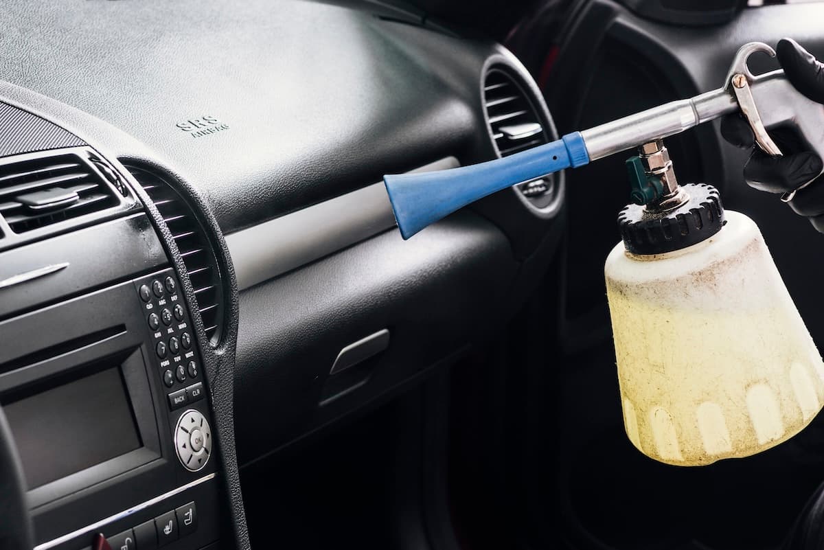Car AC disinfection and cleaning in Muroor and Musaffah Abu Dhabi