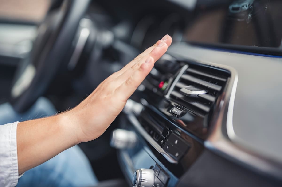 CarMate Ras Al Khor workshop for car AC repair in Dubai